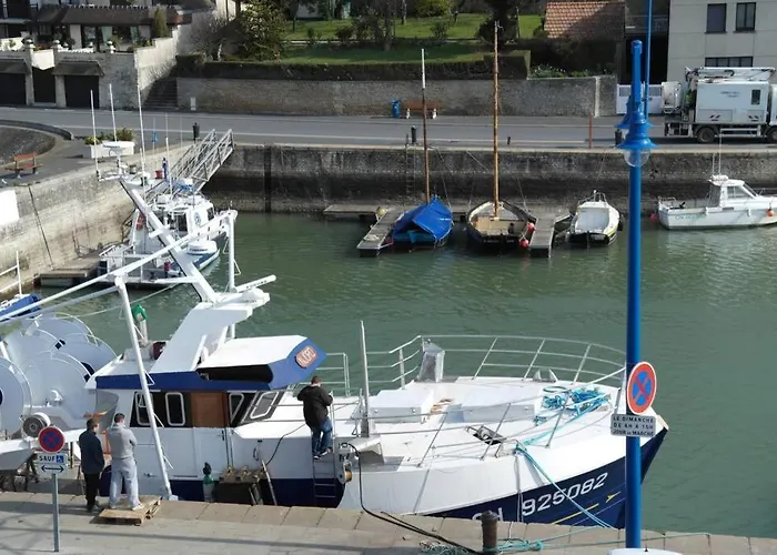 Mon D'attache דירה