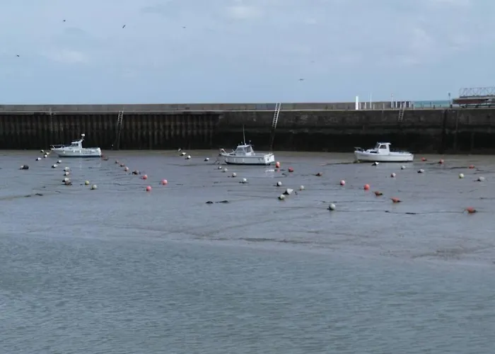 Mon D'attache פורט-אן-בסאן-אופאן